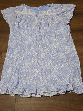 Celestial Dreams blue and white nightgown 4X
